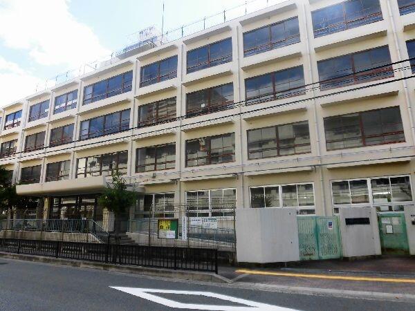 住道駅前住宅10号棟 5階 2ldk 大東市の中古マンション アットホーム マンション購入の情報 住道駅前住宅10号棟 5階 2ldk 大東市の中古マンション アットホーム マンション購入の情報