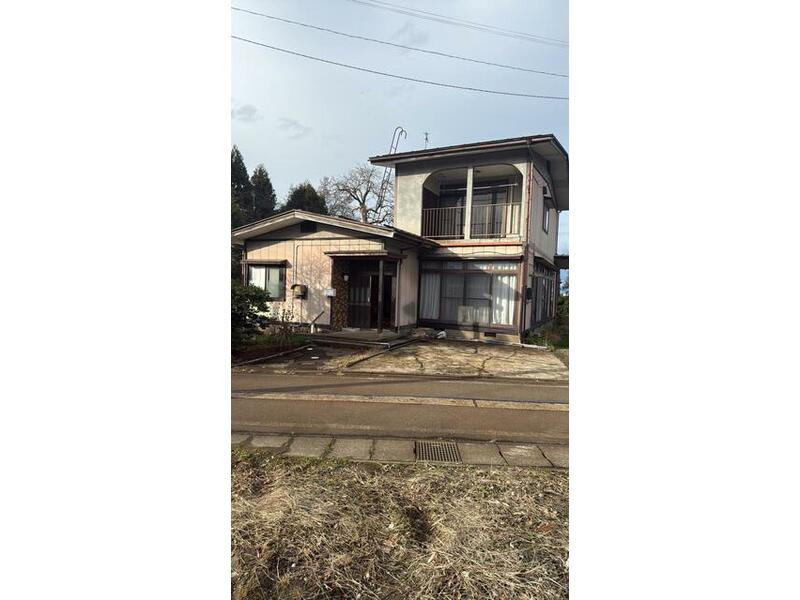 5DK two-story building in Oaza Kijima, Joetsu City (Kita-Shinai Station).