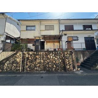 Kyoto City Kita-ku Murasakino Nishitsuchicho (Kitanohakubaicho Station) 2-story building 3DK

3.8 million yen