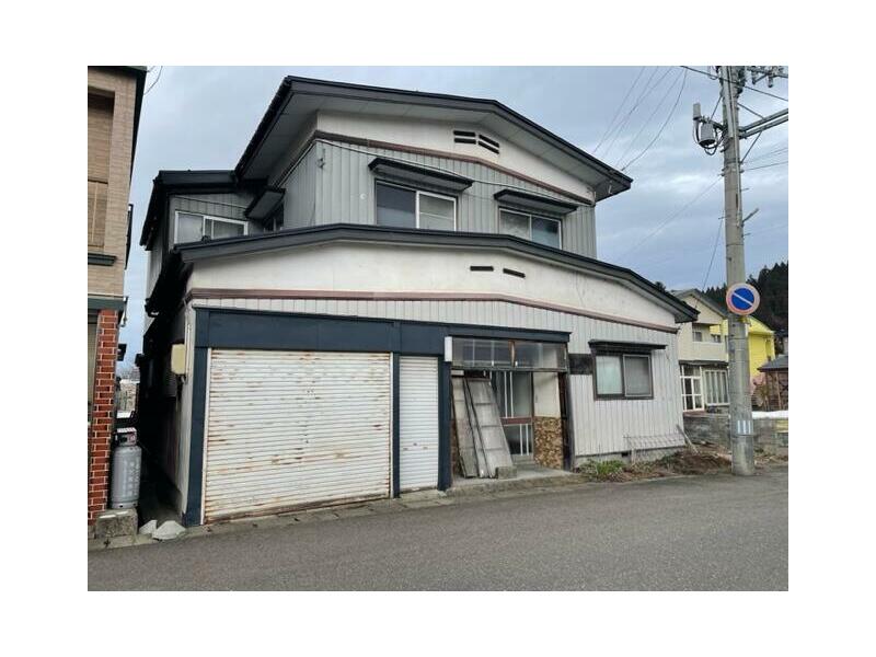 2-chome, Tamachi, Yuzawa-shi, Tokyo (Yuzawa Station) 2F 7DK

1,080,000 yen