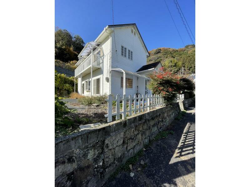 Iwakuni City, Shinminato-cho 5-chome (Waki Station) 2-story building 4LDK