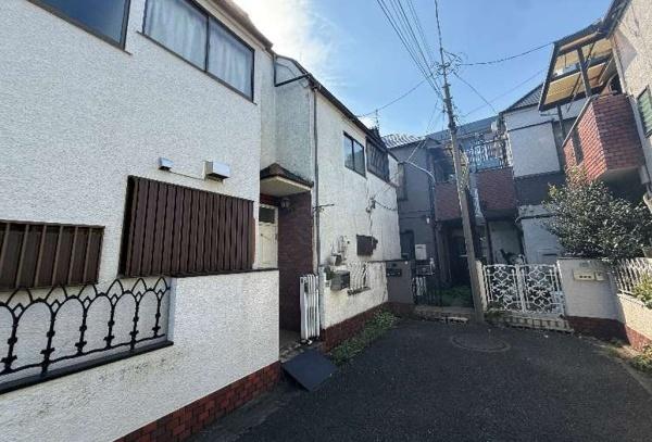 Cheap house for sale in Toshima, Tokyo