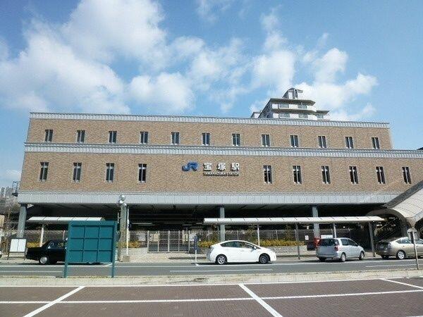 アットホーム 宝塚市 川面６丁目 宝塚駅 2階建 ３ｓｌｄｋ 宝塚市の中古一戸建て 提供元 三井のリハウス宝塚センター 三井 不動産リアルティ 株 一軒家 家の購入