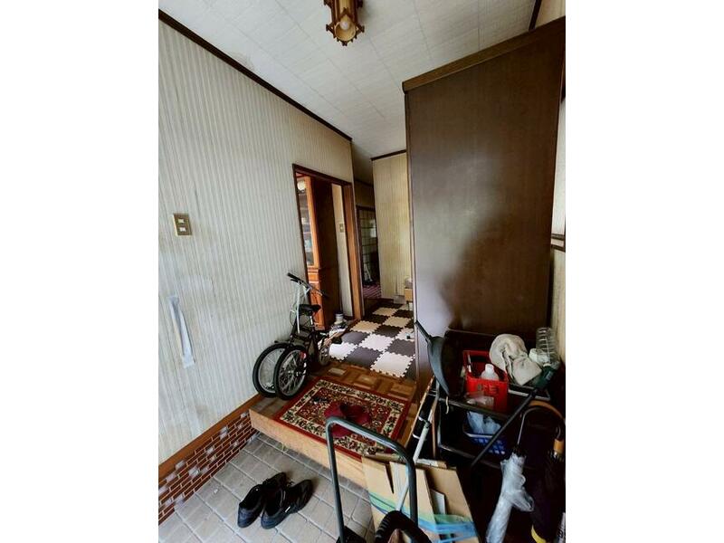 2-chome, Tomachi, Nagasaki City (Ishibashi Station) 2-story building 5DK