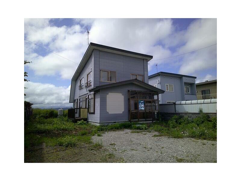 Takikawa City, Tonden-cho Nishi 1-chome (Takikawa Station) 2-story building 5LDK