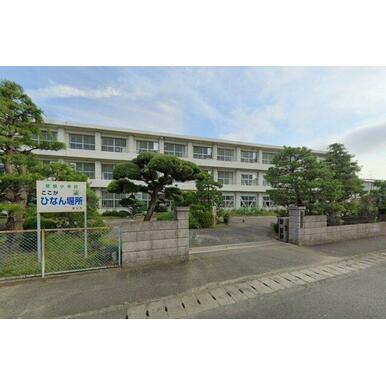 掛川市立曽我小学校 距離:1,400m
