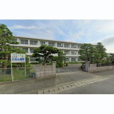 掛川市立曽我小学校 距離:1,400m