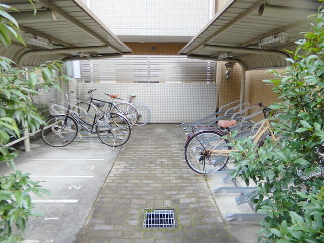 アットホーム 目黒区 自由が丘3丁目 自由が丘駅 302 1ldk 提供元 株 ニチワ 渋谷営業所 目黒区の賃貸マンション アットホーム 目黒区 自由が丘3丁目 自由が丘駅 302 1ldk 提供元 株 ニチワ 渋谷営業所 目黒区の賃貸マンション