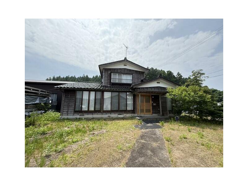Kashiwazaki City, Nishiyama Town Shinbo (Nishiyama Station) 2-story 7DK