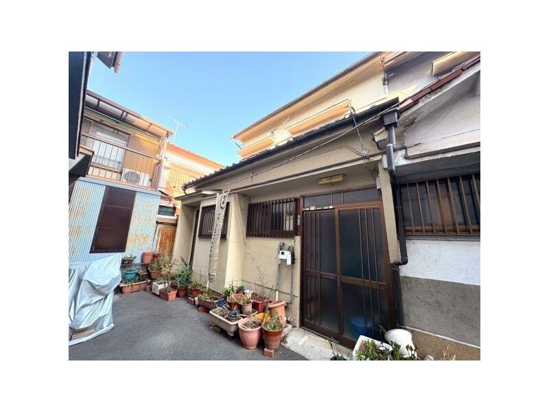 Sakai City, Sakai Ward, Jinbo-dori (Goryomae Station) 2-story 6DK