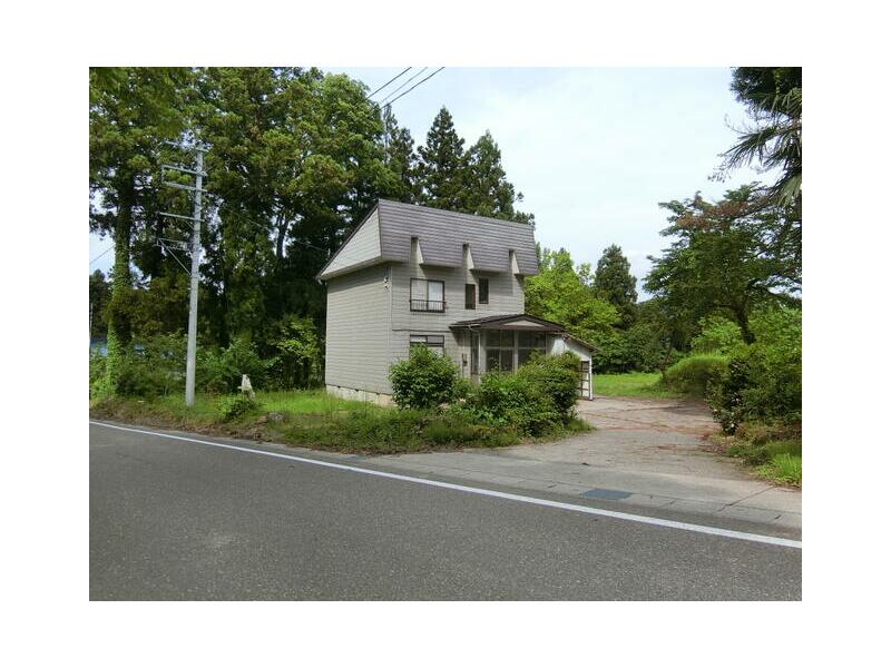 Sanjo City, Tsukanome 3-chome (Higashi-Sanjo Station) 2-story building 7SDK