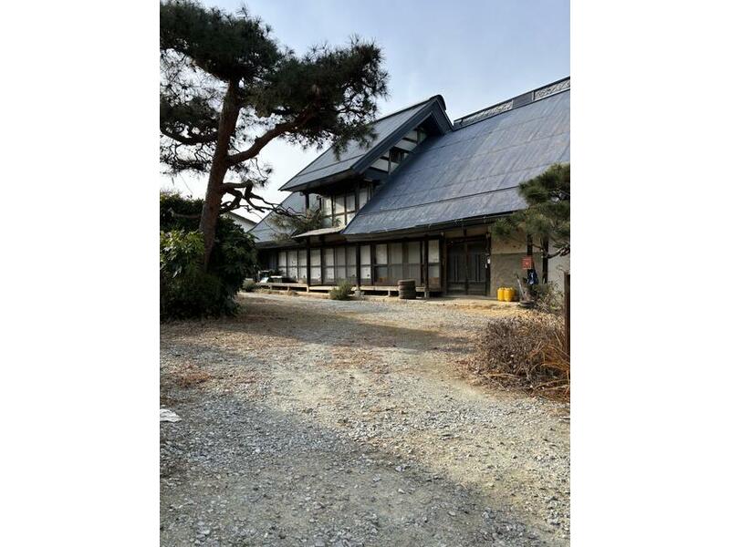 Koshu City, Enzan Kamihagiwara (Enzan Station) 2-story building 10DK