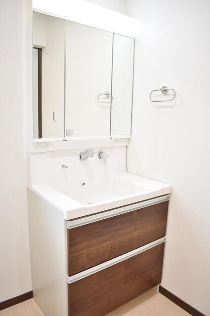 アットホーム 浜松市中区 住吉３丁目 浜松駅 3階建 ３ｌｄｋ 浜松市中区の中古一戸建て 提供元 ハウスドゥ 中区中島店 松屋不動産販売 株 一軒家 家の購入