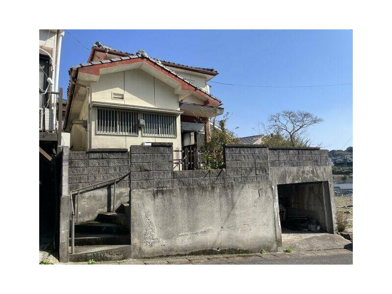4K two-story house in 9-chome, Usuki, Kagoshima City (Wakita Station)
