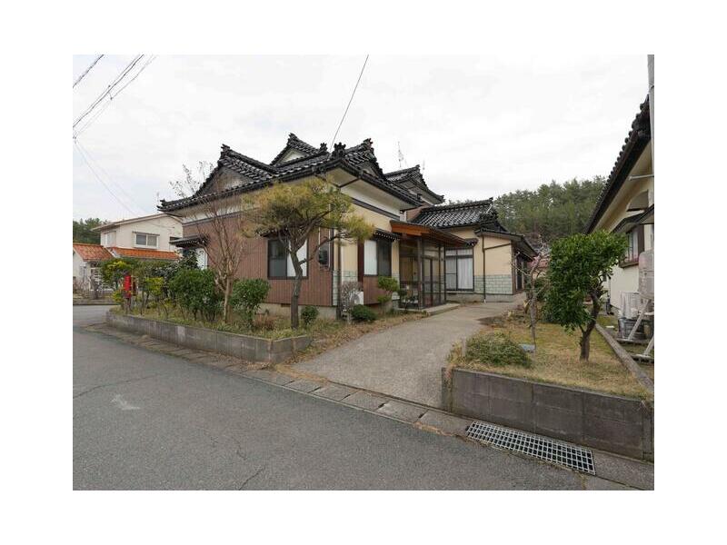 Yusa Town, Akumi County, Sugisato, Suganokata (Bukiura Station) 2-story 8DK
