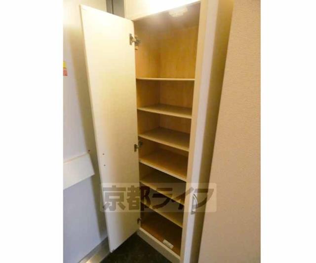 アットホーム レオパレス西ノ京円町 ３０３ １ｋ 提供元 京都ライフ西院店 株 京都ライフ 西院店 京都市中京区の賃貸マンション