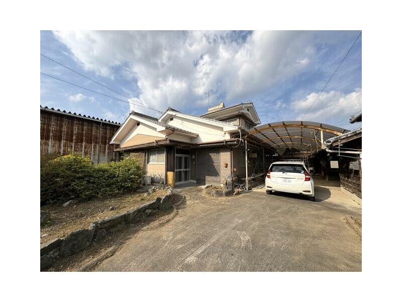 Ikeda, Tambara-cho, Saijo-city (Mibugawa Sta.) 2F 6DK

5.5 million yen