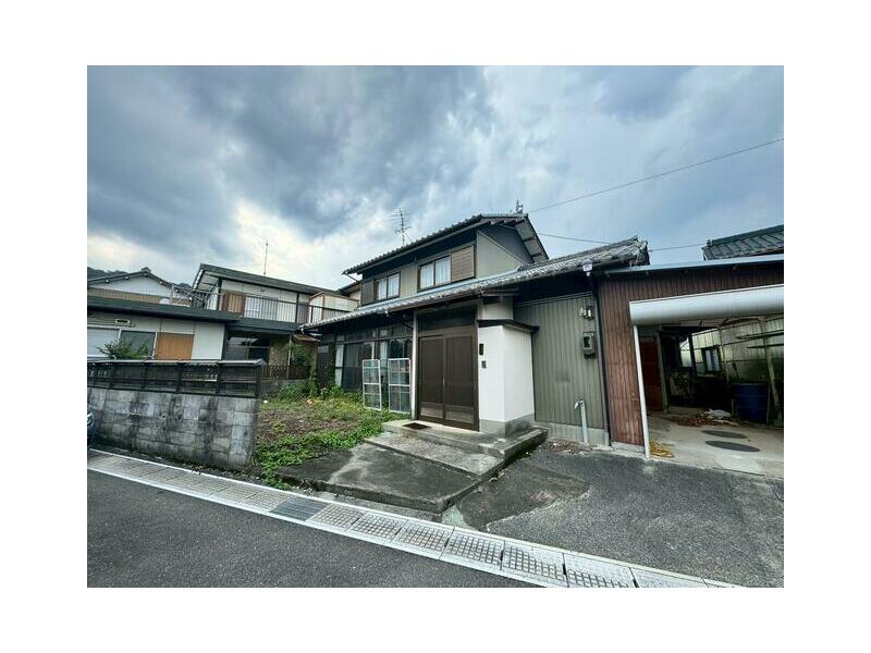 Akechi Town, Ena City