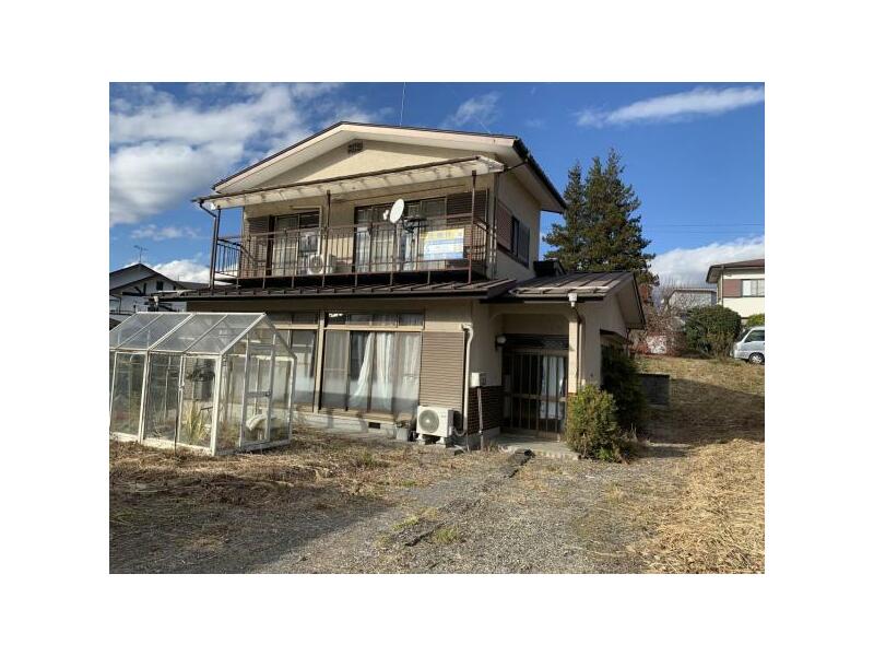 Nikko-shi, Tsuchizawa (Shimono-Osawa Sta.) 2F 5DK

3,780,000 yen