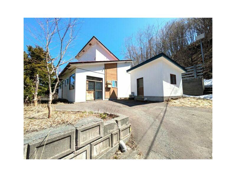 Otaru City, Akaiwa 1-chome (Otaru Station) 2-story building 3LDK