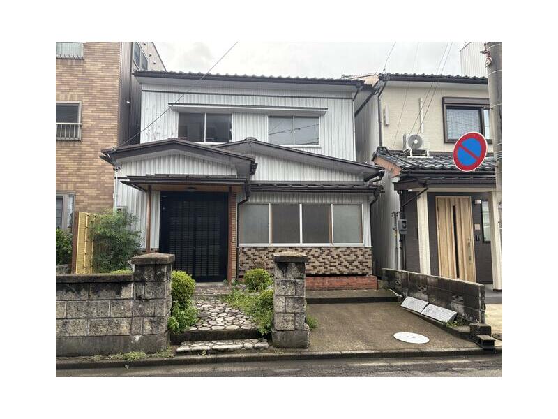 Fukui City Hinode 5-chome (Shinfukui Station) 2-story 5DK