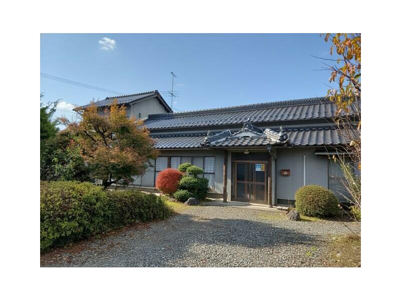 Tsuyama City, Higashi-Kami (Higashi-Tsuyama Station) 2-story building 5LDK