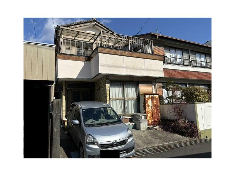 3-chome, Azeno Nishi-machi, Kochi City (Azeno Station) 2-story building 4K