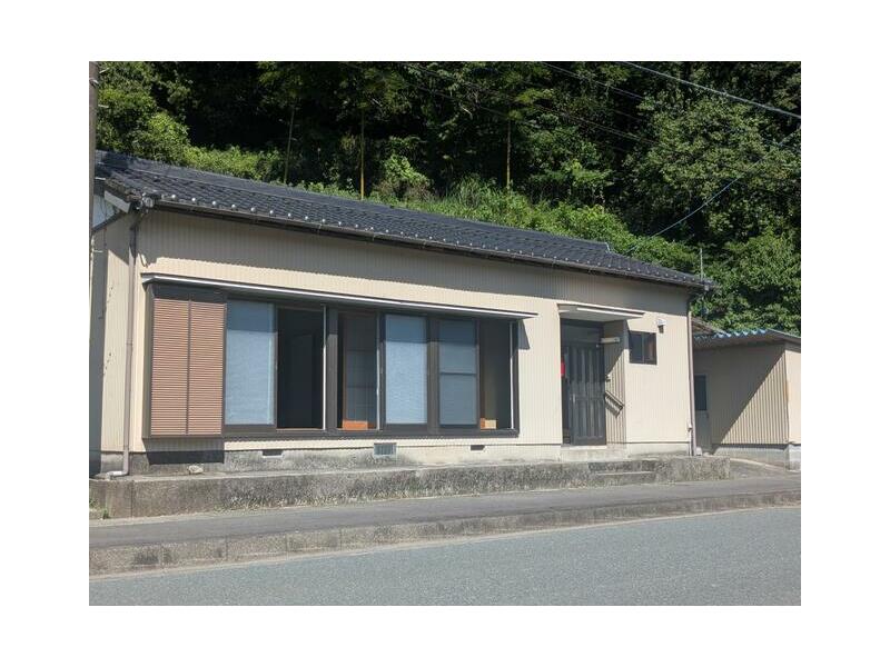 Hamamatsu City, Hamana Ward, Hikiasa Town Okuyama (Kanazashi Station) single-story building 3K