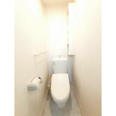 コンパクトで使いやすいトイレです