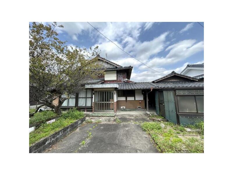 Kishima District, Shiraishi Town, Oaza Togo (Hizen-Shiraishi Station) Single-story building 10DK