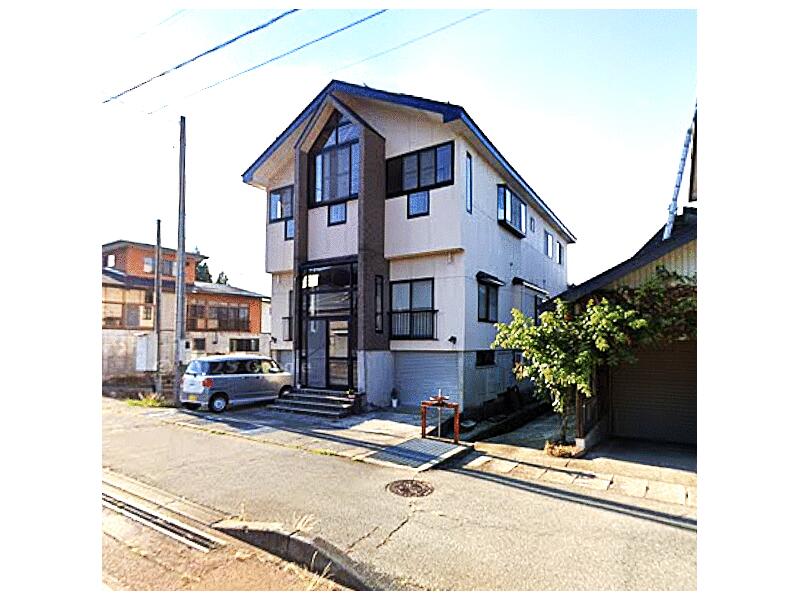 Mogami County, Funagata Town, Funagata (Funagata Station) 3-story 10DK