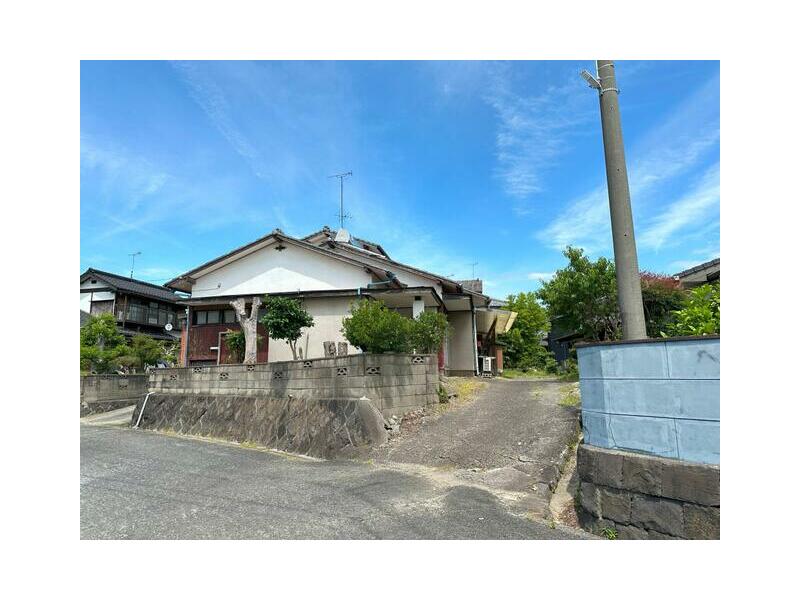 Oaza Umeda, Nagasu Town, Tamana District, 2-story building, 8DK