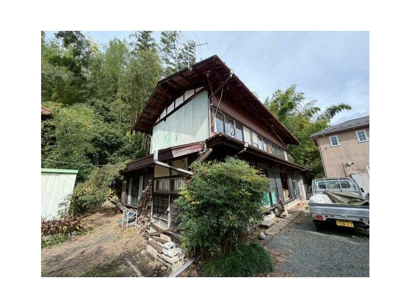 2F 4LDK in Kurohone-cho Shimotazawa, Kiryu-shi, Kiryu (Mizunuma Sta.)

1,980,000 yen