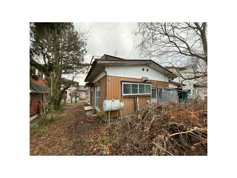 2F 5DK in Takashimizu Sanocho, Kurihara-shi, Kurihara

1.5 million yen