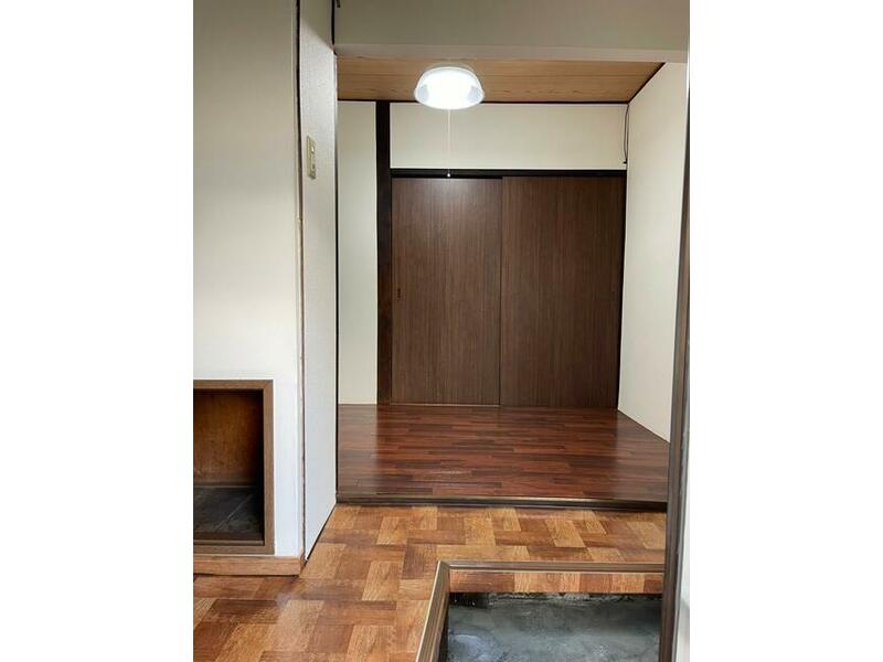 Tanabe-cho, Otsu-shi (Ishiyamadera Sta.) 2F 3SDK

3 million yen