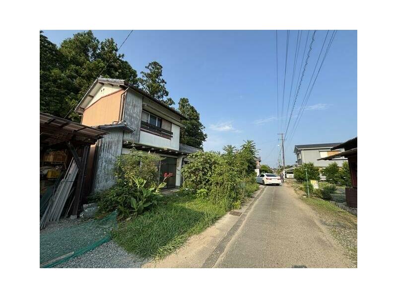 Matsusaka City, Awazo Town (Oka Station) 2-story building 5DK