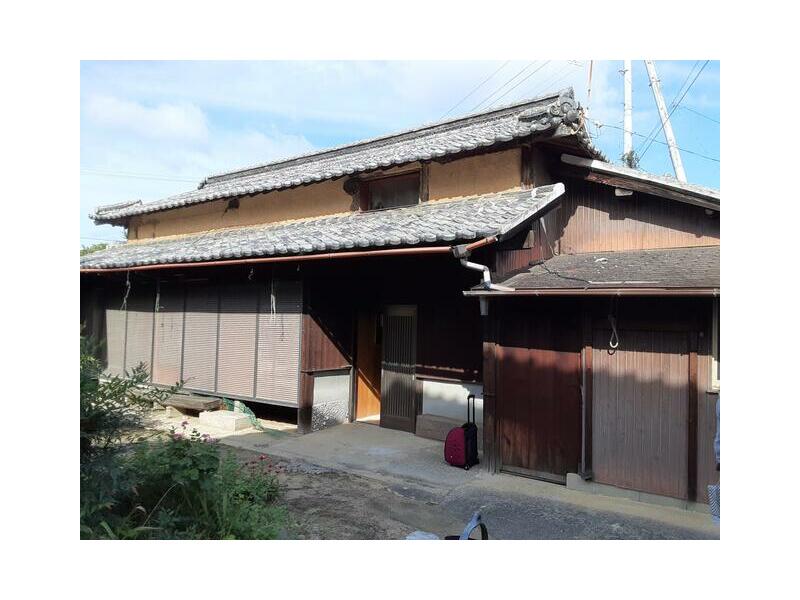 Awashima, Takuma-cho, Mitoyo-shi, Aichi Flat-roofed house, 4DK

1,000,000 yen