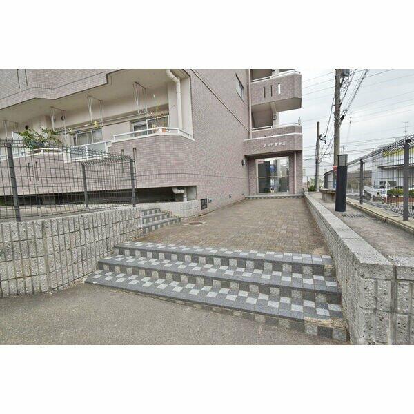 アットホーム 名古屋市名東区 豊が丘 藤が丘駅 2階 提供元 ｎａｇｏｙａｎ ｌｉｆｅ ｄｅｓｉｇｎｓ 株 ｍｕｓｈ ｒｏｏｍ名東店 名古屋 市名東区の賃貸マンション