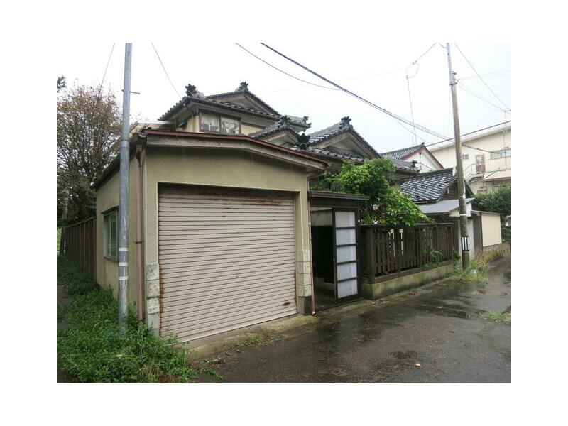 Irifune Town, Sakata City (Sakata Station) 2-story building 7DK