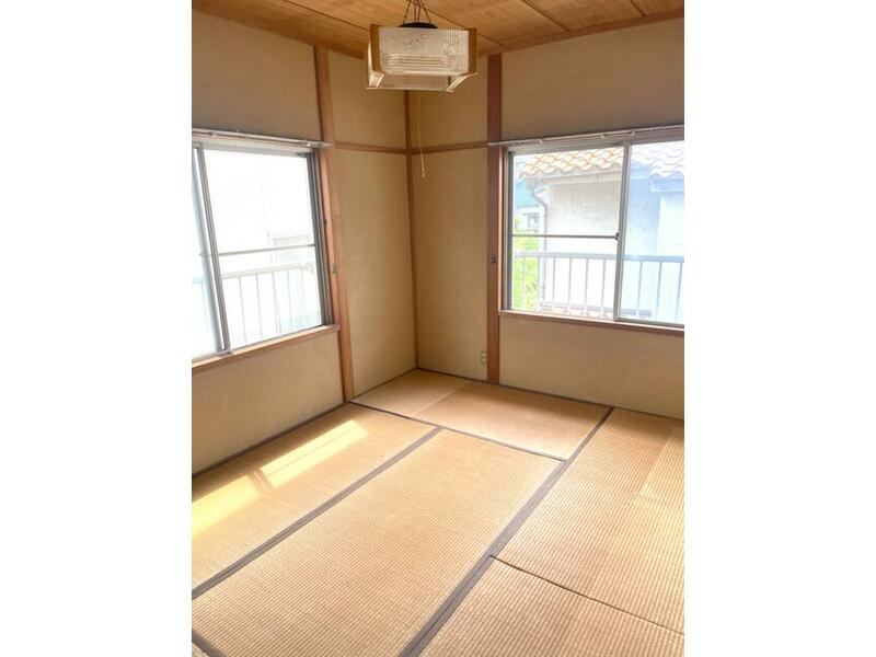 Owariasahi City, Nagasaka Town, Minamiyama (Owariasahi Station) 2-story building 4DK