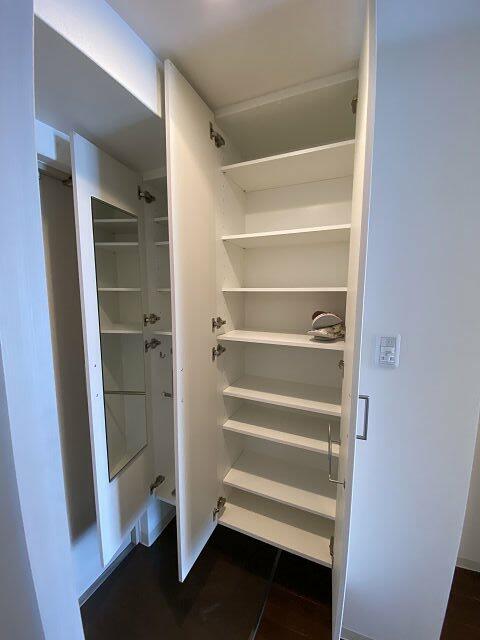 アットホーム ザ レジデンス江坂 3階 1ldk 提供元 sumosumo江坂店 株 プラン ドゥ シー 吹田市の賃貸マンション アットホーム ザ レジデンス江坂 3階 1ldk 提供元 sumosumo江坂店 株 プラン ドゥ シー 吹田市の賃貸マンション