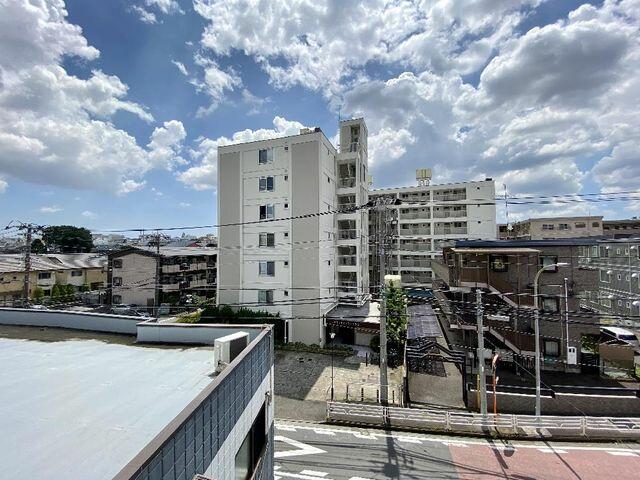 アットホーム 横浜市港北区 日吉1丁目 日吉駅 2階建 4ldk 横浜市港北区の中古一戸建て 提供元 東急リバブル 株 日吉 センター 一軒家 家の購入