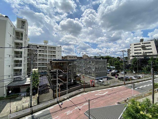 アットホーム 横浜市港北区 日吉1丁目 日吉駅 2階建 4ldk 横浜市港北区の中古一戸建て 提供元 東急リバブル 株 日吉 センター 一軒家 家の購入