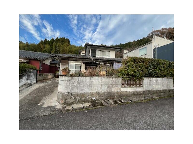 Satsumasendai City Miyazato Town (Kawauchi Station) 2-story building 4K