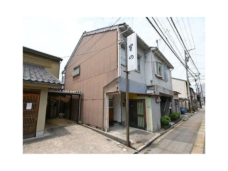 4K two-story house in Yosai 1-chome, Kanazawa City