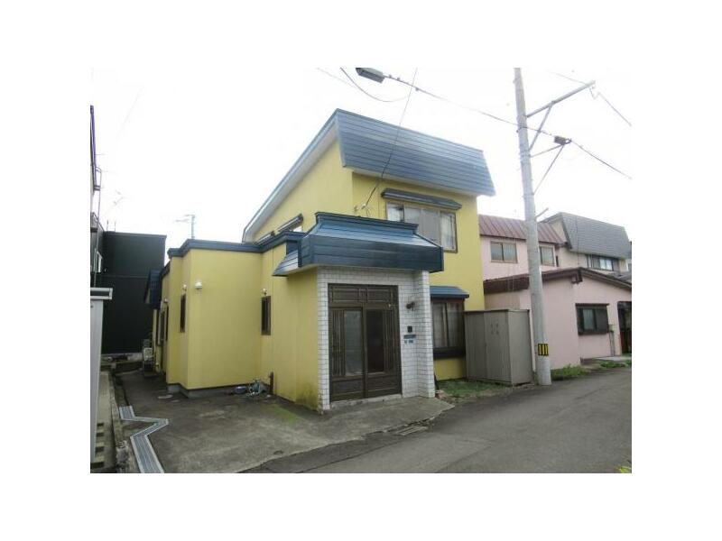 Aomori-shi, Aomori-shi Zoumichi 3-chome (Koyanagi station) 2F 4LDK

8.5 million yen