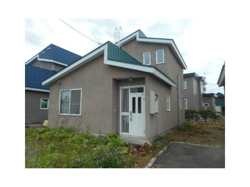 August 1968 (57 years and 7 months old)