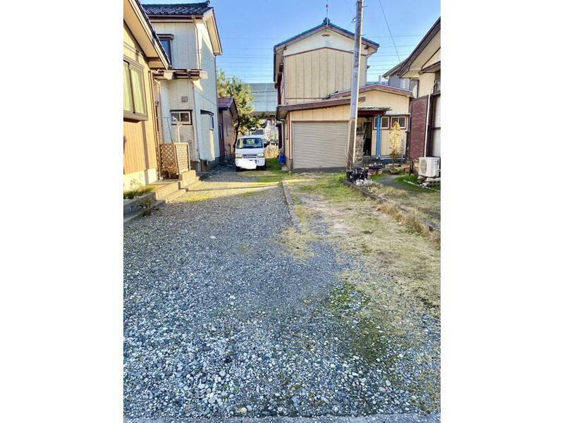 1-cho, Oshiage, Itoigawa City (Echigo-Oshiage Hisui Coast Station) 2-story 6LDK