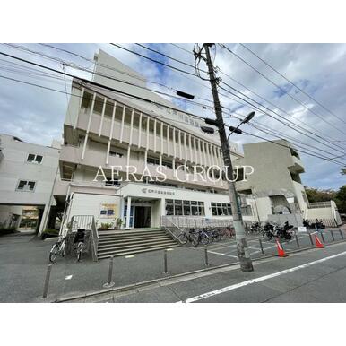 江戸川区葛西区民館 距離:985m