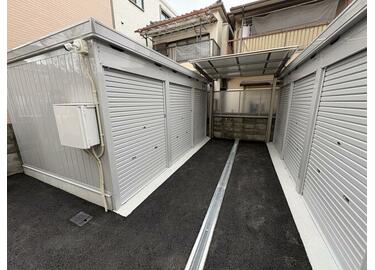 アットホーム】高槻市野田コンテナ型バイクガレージ（提供元：(株